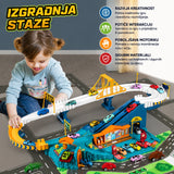 Dijete se igra s Juqic City Highway autoput-stazom